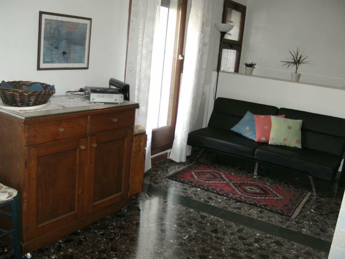Ca' San Silvestro 2 Terrazze Nel Cuore Di Venezia 外观 照片
